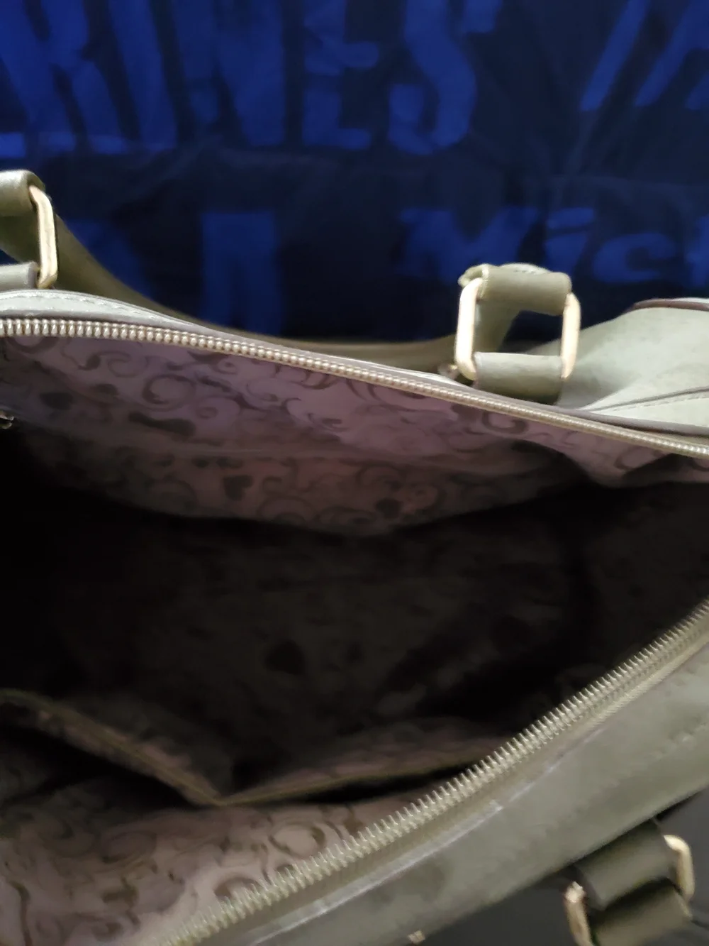 N/A structured satchel